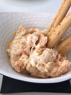 Una foto de Tapa de ensaladilla rusa