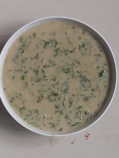 मेथी मटार मलई (methi matar malai recipe in marathi) रेसिपी चे मुख्य फोटो 
