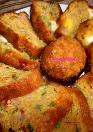 Une photo de Cake Salé au Jambon, poivrons & fromage