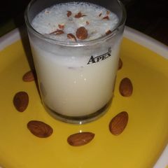 A picture of Almond shake.