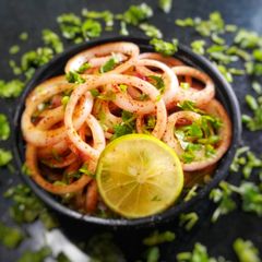 Laccha pyaz onion salad A picture of Laccha pyaz onion salad.