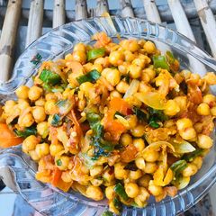 A picture of Chana chaat.