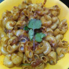 A picture of Macaroni.