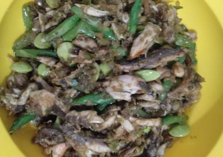 Resep Ikan tongkol salai, petai masak cabe rawit Lezat