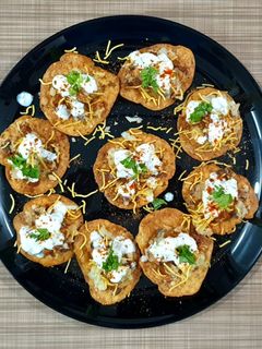 પાપડી ચાટ (Papdi Chaat Recipe In Gujarati) રેસીપી મુખ્ય ફોટો