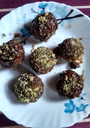 A picture of Choco nutty balls.