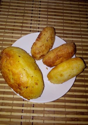 Una foto de Bocaditos de papita rellena