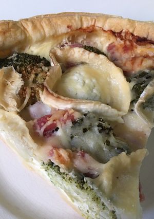 Une photo de Tarte brocolis fromage de chèvre #cueillette