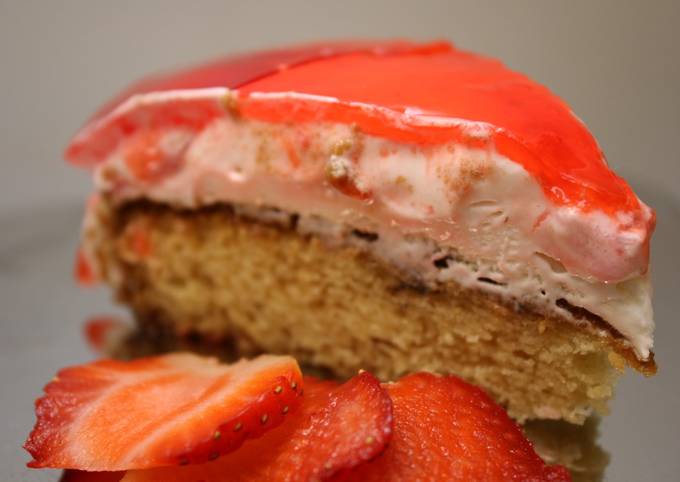 Recipe of Quick Eggless Strawberry Mousse Cake | No Gelatine Cake