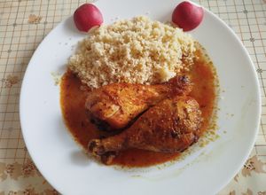 Foto principal de Muslitos de pollo especiados con cuscús en Airfryer o al horno