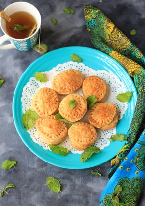 पूरनपोली मिनि पाईस रेसिपी मुख्य फोटो