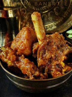 কচি পাঁঠার ঝোল (Kochi Panthar Jhol recipe in Bengali) রেসিপির প্রধান ছবি