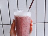 Sinh tố dâu sữa chua 😍