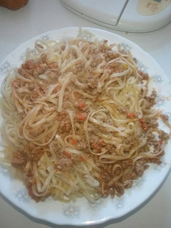 Una foto de Espaguetis con carne picada