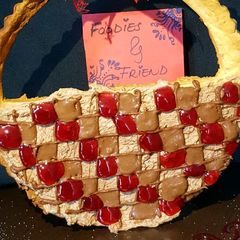 A picture of Tart with chocolate mousse.