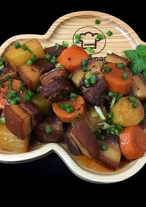 Hình của món Thịt kho củ cải 🥩🥕.