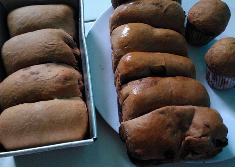 Cara Membuat Roti sobek cokelat isi coklat keju Yang Mudah