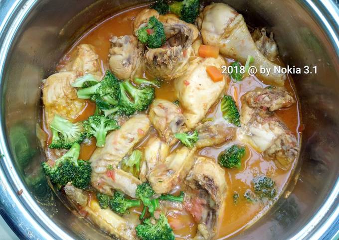 Recipe of Ultimate Chicken stew with broccoli - Quick and Easy Meals