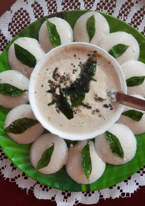 ইডলি(Idli recipe in Bengali) রেসিপির প্রধান ছবি