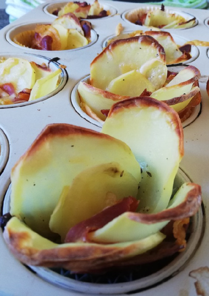 Una foto de Rosas de patatas y bacon