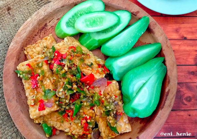 Resep Tempe Penyet Sambal Bawang Oleh Eni Henie Cookpad