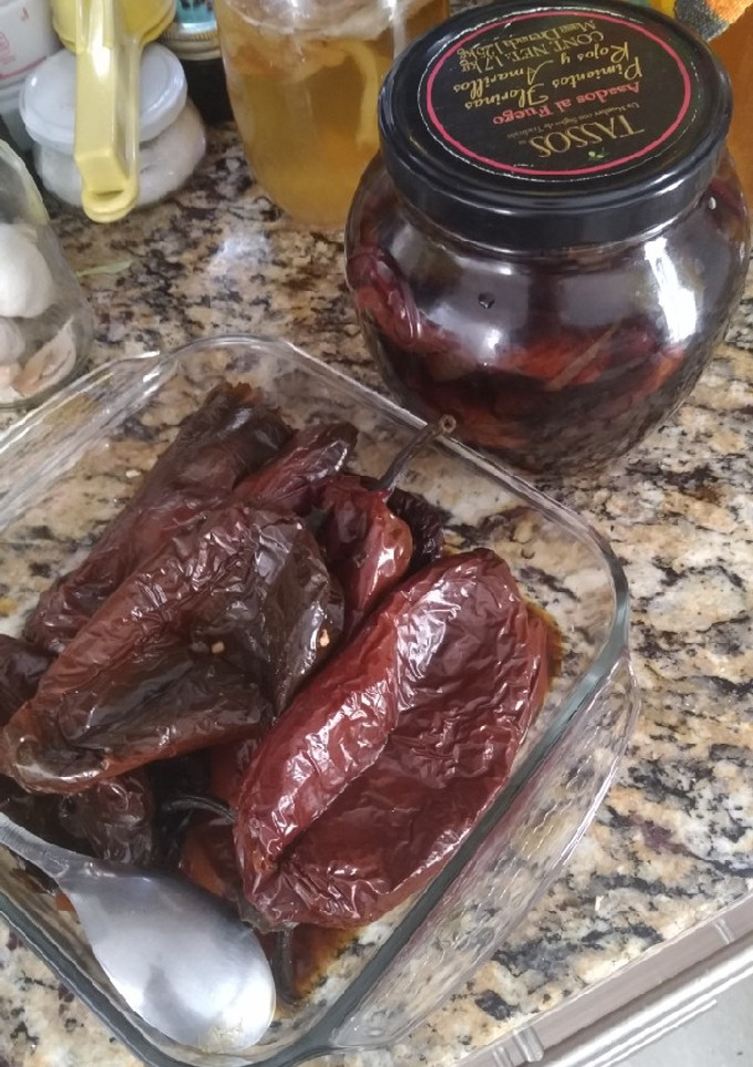 Una foto de Chipotles Poblanos