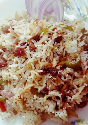 A picture of Chinese mutton rice.