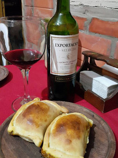 Una foto de “Empanadas Chilenas” (Empanadas de Pino)
