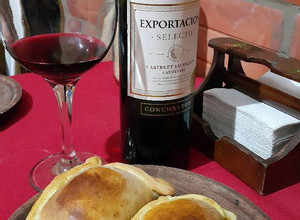 Una foto de “Empanadas Chilenas” (Empanadas de Pino)