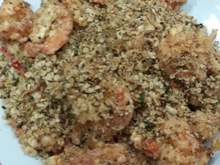 Langkah Gampang Membikin Resep Udang goreng oatmeal susu yang Sempurna Anti Ribet, Uenak Banget