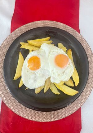 Una foto de Huevos Rotos 🇪🇸