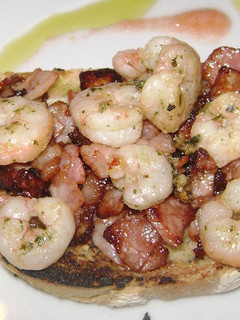 Una foto de Tuesta de Crujiente de Bacon con Gambas