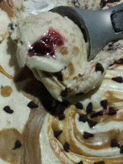 A picture of Who needs Hagan Daas? Peanut Butter, Dark Chocolate & Raspberry No Churn Ice Cream.