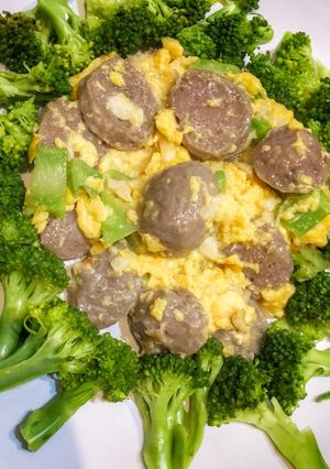 Foto resep Brokoli Bakso Siram Telur ala Tiger Kitchen