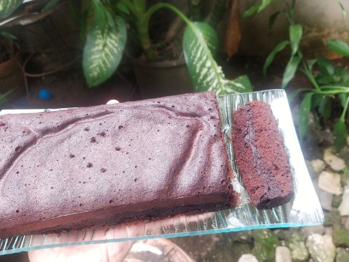 Langkah Mudah untuk Menyiapkan Brownies kukus lumer Sederhana Dan Enak