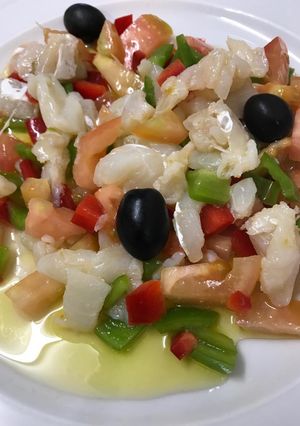Una foto de Esqueixada de Bacalao