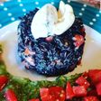 Riso venere con pomodori, philadelphia e finocchietto e anacardi