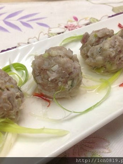 芋頭豬肉丸子 的食譜成品照片