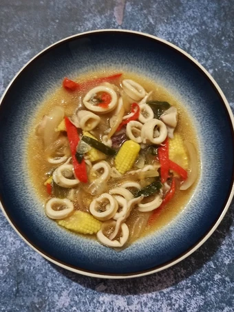 Langkah Gampang Membikin Resep Cumi Saos Tiram yang Uenak Anti Ribet, Bisa Manjain Lidah