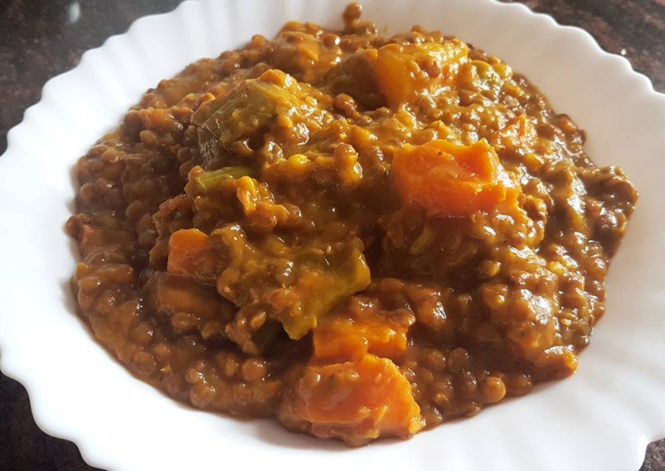 Lentejas con costillas y verdura