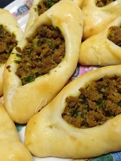صورة لوصفة فطاير لحم بالكراث