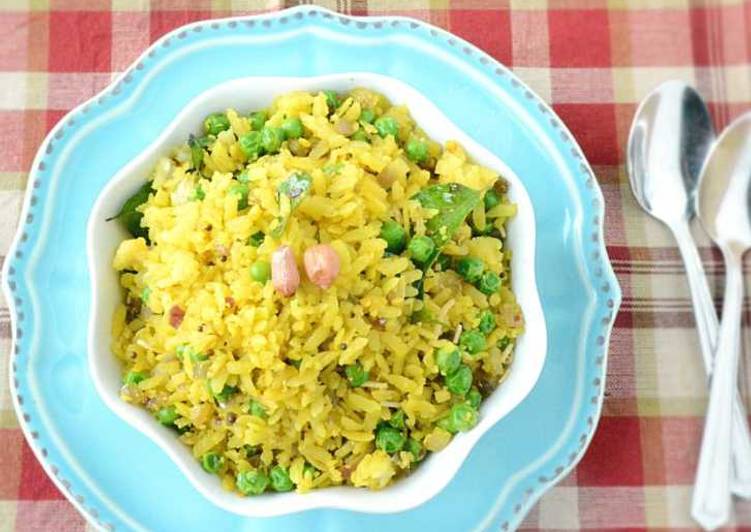 Recipe of Quick Indori poha