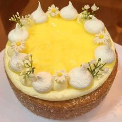 A picture of Lemon Velvet Cake.