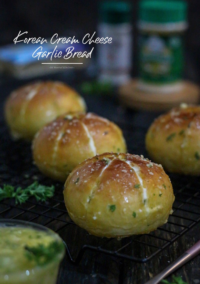 Foto resep Korean Cream Cheese Garlic Bread