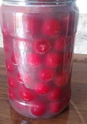 عکسی از دستور ترشی آلبالو