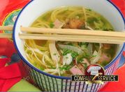 Una foto de sopa de cangrejo