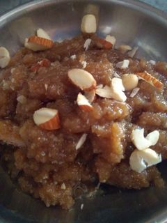 રાજગરાનો શીરો(rajgara shiro recipe in gujarati) રેસીપી મુખ્ય ફોટો