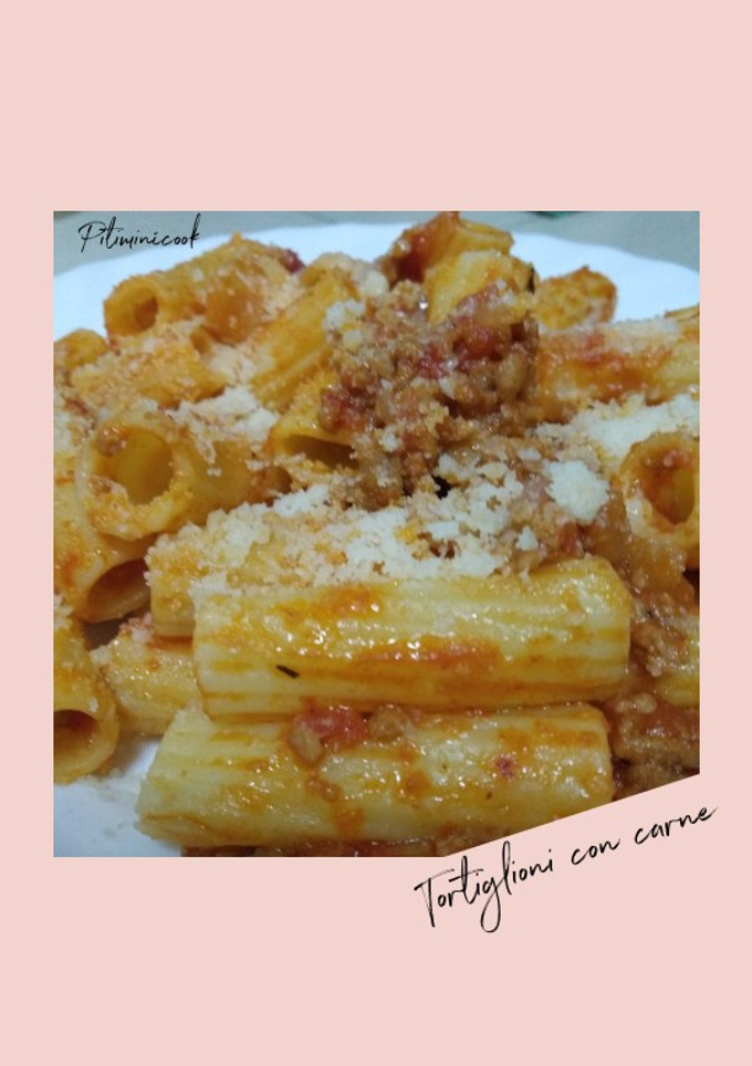 Una foto de Tortiglioni con carne