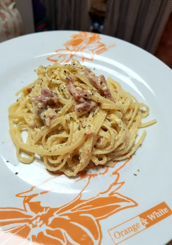 Una foto de Espaguetis carbonara