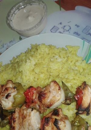 صورة لوصفة رز اصفر وشيش طاووق